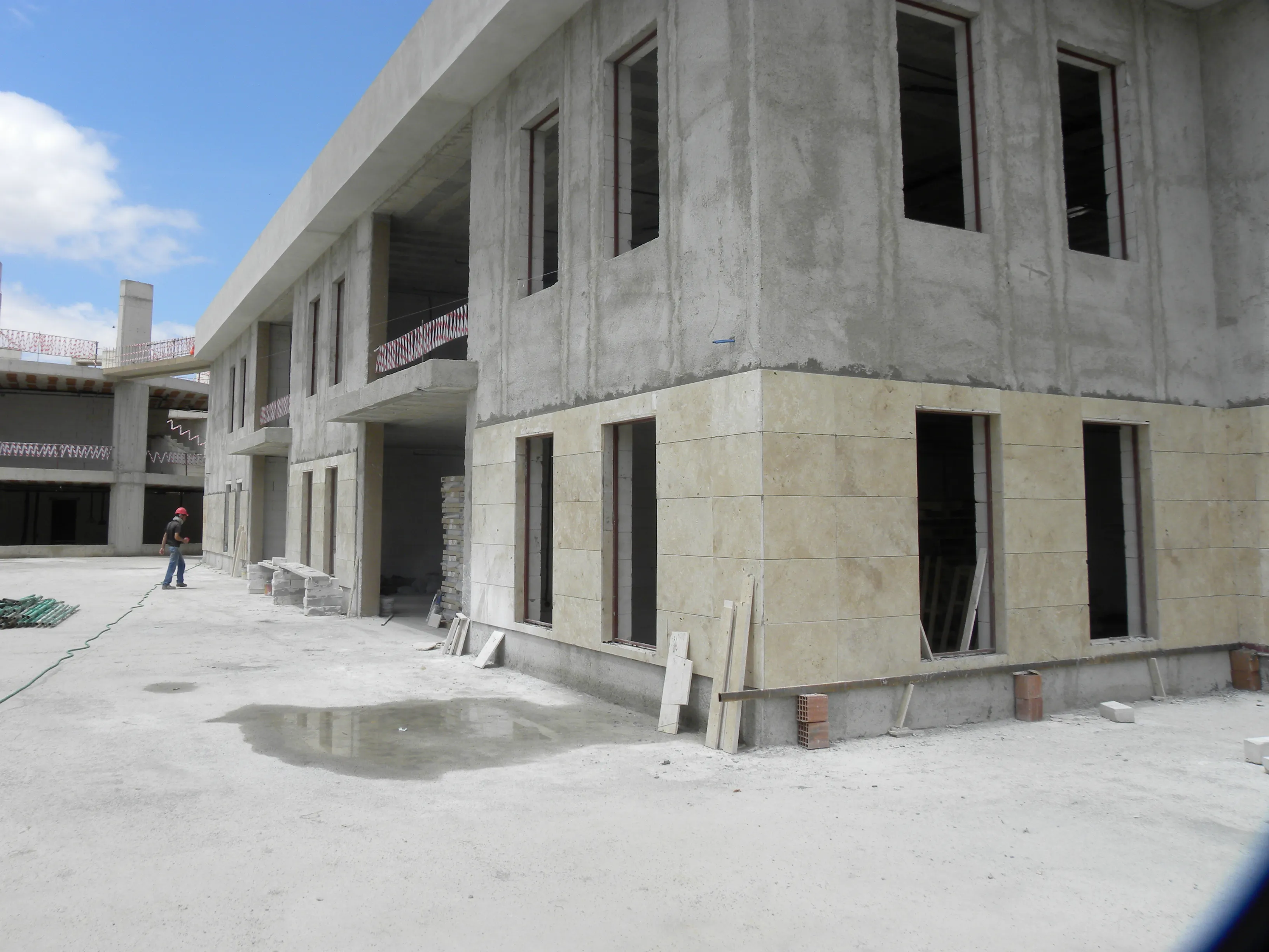 koç inşaat izmir menemen belediyesi hizmet binası 5