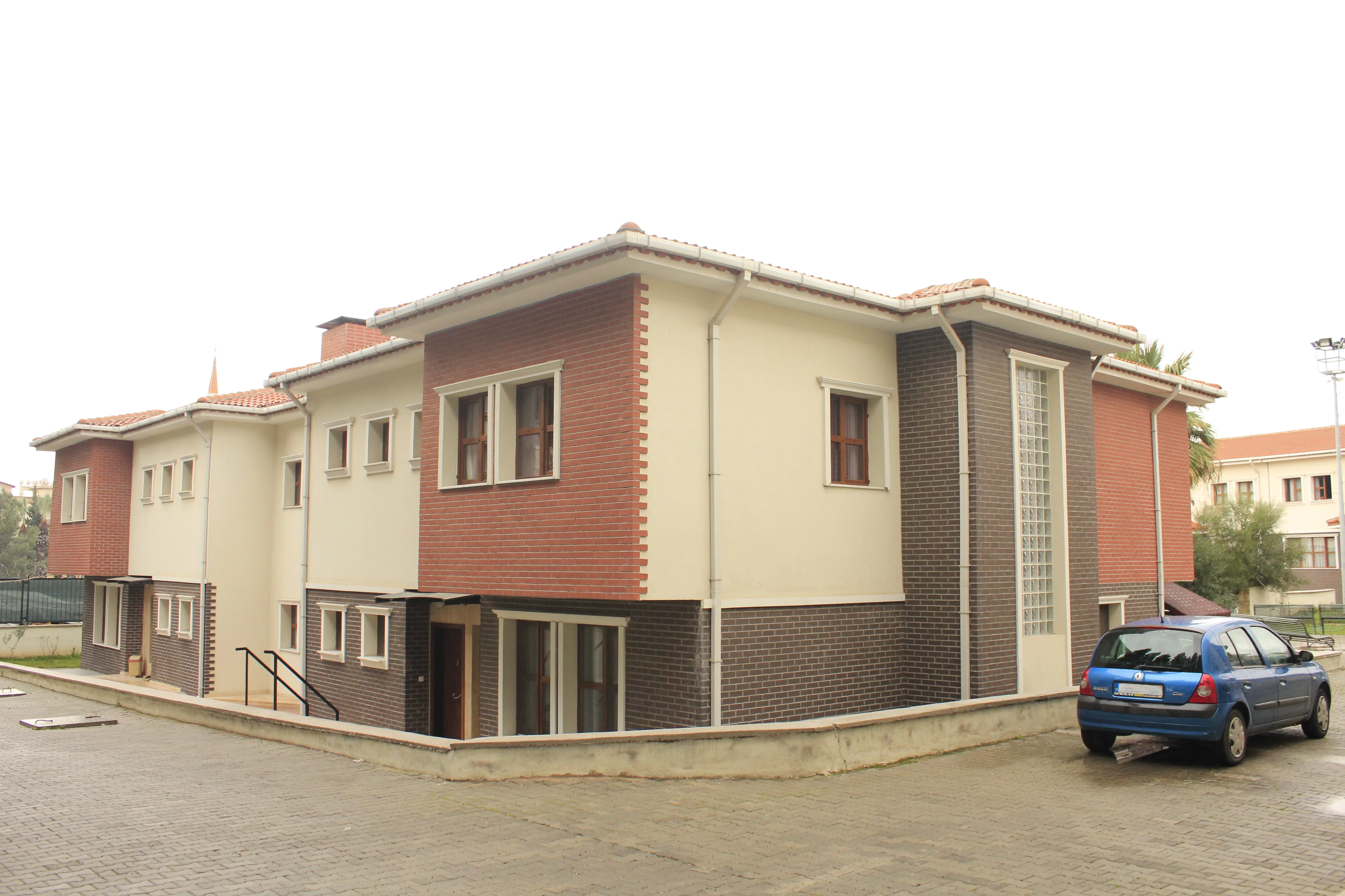 İZMİR BUCA SEVGİ EVLERİ VE KIZ YETİŞTİRME YURDU görsel 1